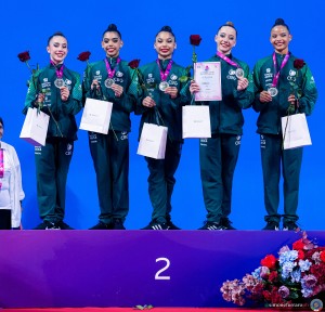 podium q group sfe06184 copia simone ferraro ph